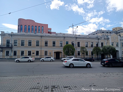 Здание художественного училища им. Шадра