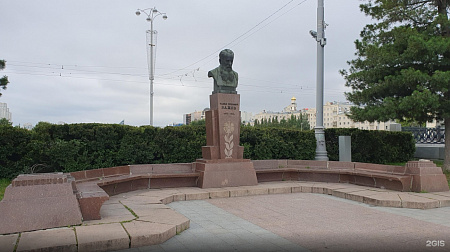 Бюст П.П. Бажова в Екатеринбурге Бюст П.П. Бажова в Екатеринбурге