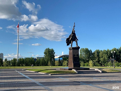 Памятник Советскому солдату Памятник Советскому солдату