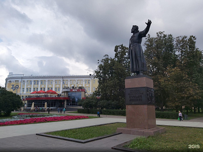 Площадь Минина и Пожарского