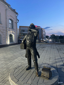 Памятник купцу в Улан-Удэ Памятник купцу в Улан-Удэ