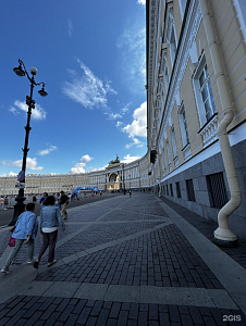 Дворцовая площадь Санкт-Петербурга