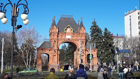 Александровская Триумфальная арка Александровская Триумфальная арка