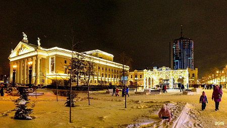 Площадь Искусств