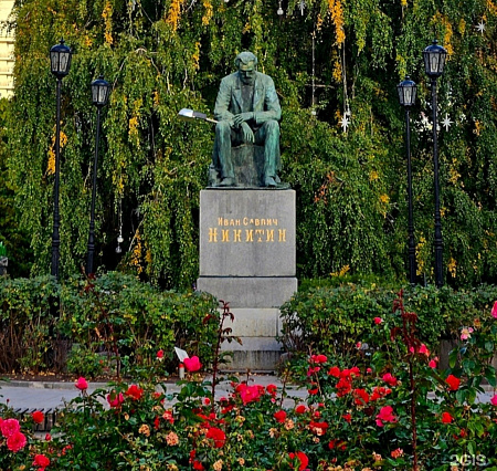 Памятник И.С. Никитину. Пешеходная экскурсия по Воронежу