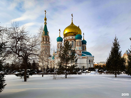 Групповая авто-пешеходная экскурсия «Влюбиться в Омск за 2 часа"