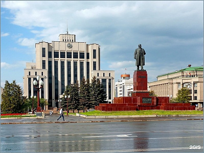 Памятник Ленину в Казани Памятник Ленину в Казани