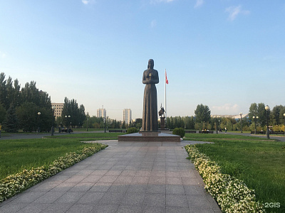 Монумент Скорбящая вдова Монумент Скорбящая вдова
