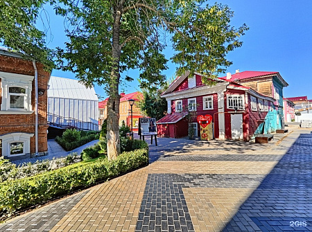 Пешехондая экскурсия по Арт-Квадрату_фото 1 Пешехондая экскурсия по Арт-Квадрату_фото 1
